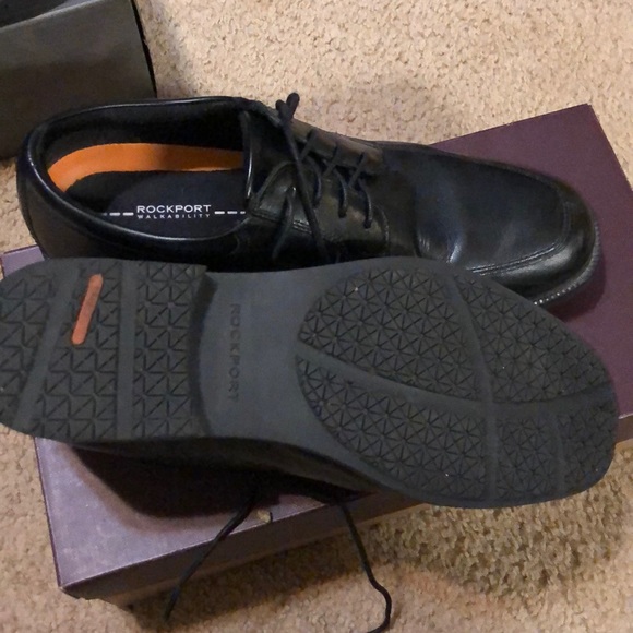 Rockport Size 10 - Picture 3 of 4
